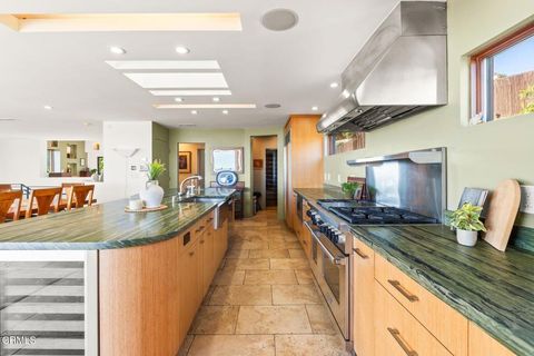 Tiny photo for 268 N Linda Vista Avenue, Ventura, CA 93001 (MLS # V1-34274)