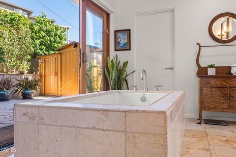 Tiny photo for 268 N Linda Vista Avenue, Ventura, CA 93001 (MLS # V1-34274)