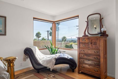 Tiny photo for 268 N Linda Vista Avenue, Ventura, CA 93001 (MLS # V1-34274)