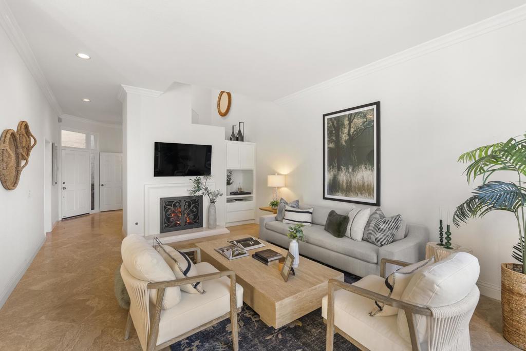 3774 Paseo Vista Famosa