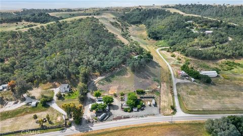 Tiny photo for 5005 E Highway 41, Templeton, CA 93465 (MLS # NS26101057)