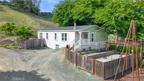 Photo of 5005 E Highway 41, Templeton, CA 93465 (MLS # NS26101057)