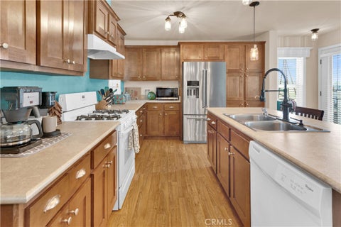 Tiny photo for 5005 E Highway 41, Templeton, CA 93465 (MLS # NS26101057)