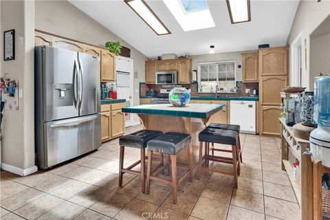 Tiny photo for 5005 E Highway 41, Templeton, CA 93465 (MLS # NS26101057)
