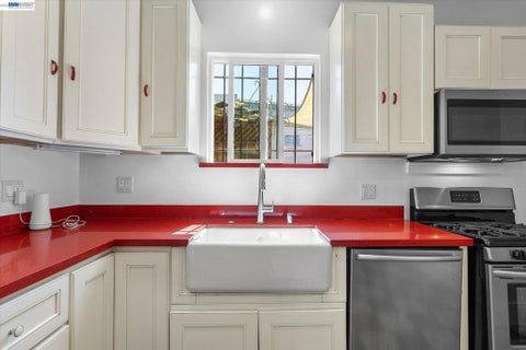 Tiny photo for 3246 MLK Jr. Way WAY, Oakland, CA 94609 (MLS # 41137314)