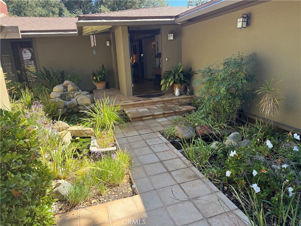 Photo of 16216 16216 Bertella Drive, Encino, CA 91436 (MLS # SB25232354)