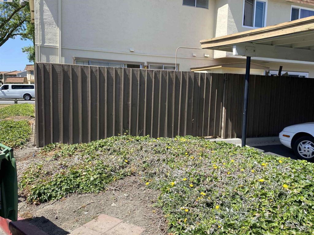 NORTHGATE WEST - Residential