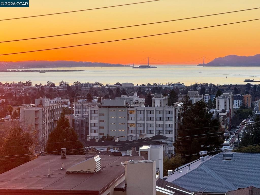 Photo of 2 Panoramic Way #304, Berkeley, CA 94704 (MLS # 41121047)