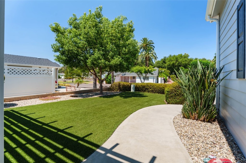 2239 Black Canyon Rd 40