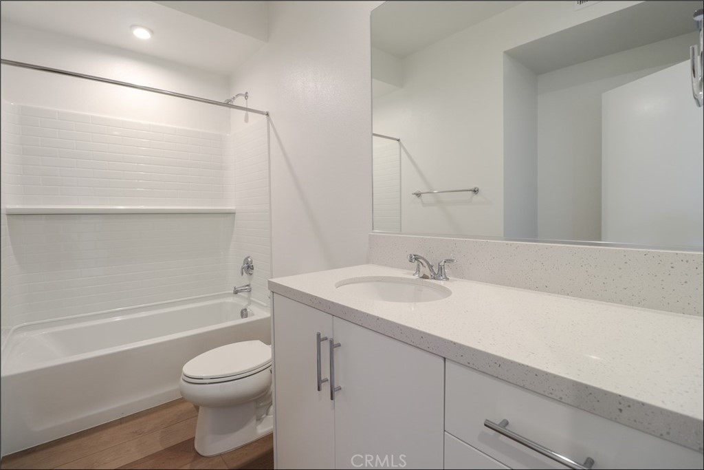 100 West - Residential Lease