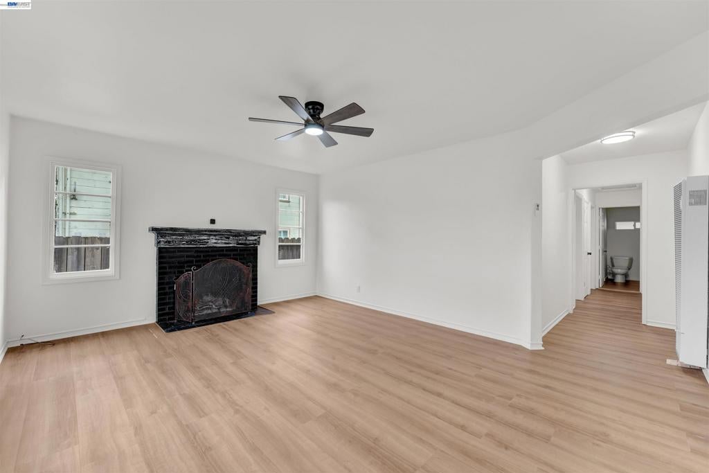1614 82nd Ave