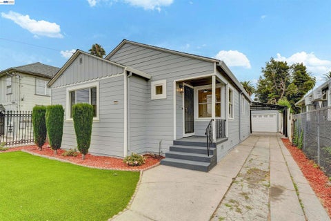 Photo of 1614 82nd Ave Ave, Oakland, CA 94621 (MLS # 41148989)
