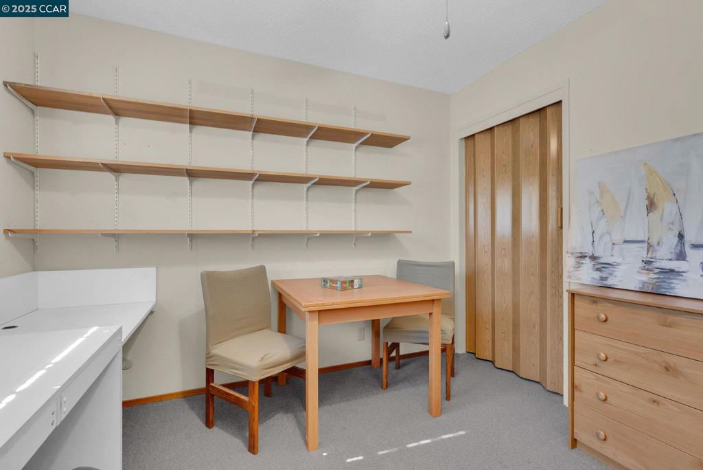 FAIRMEADE - Residential