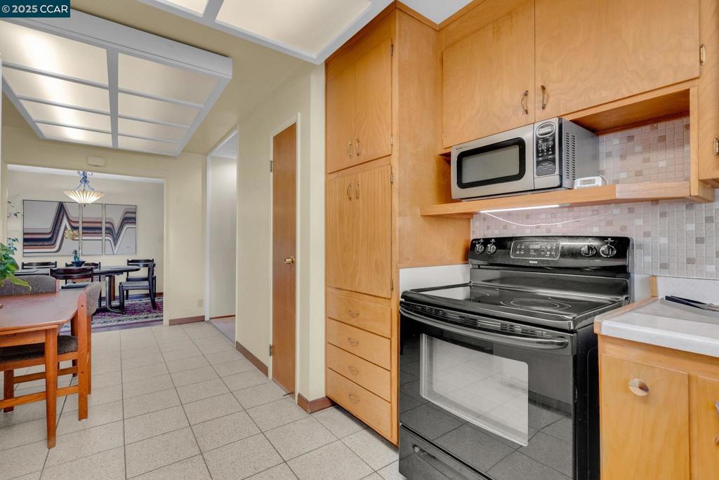 FAIRMEADE - Residential