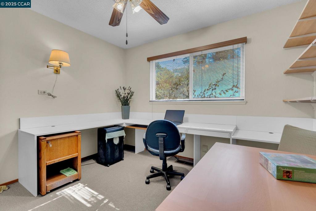 FAIRMEADE - Residential