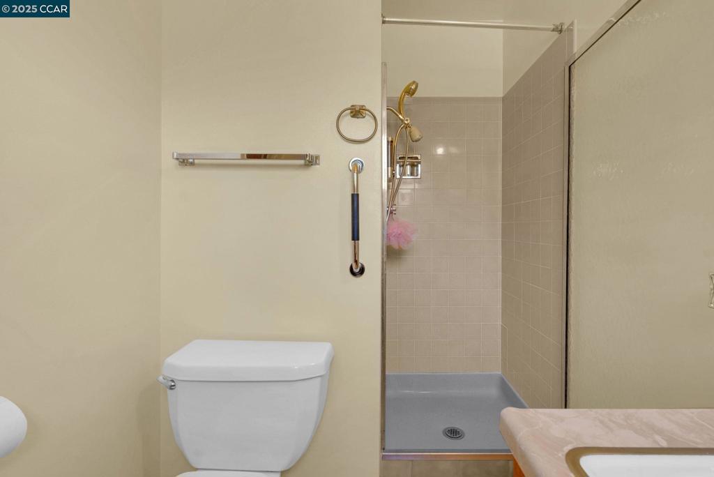 FAIRMEADE - Residential