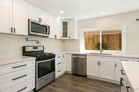 Photo of 9139 Oviedo Street St, San Diego, CA 92129 (MLS # 260006092SD)