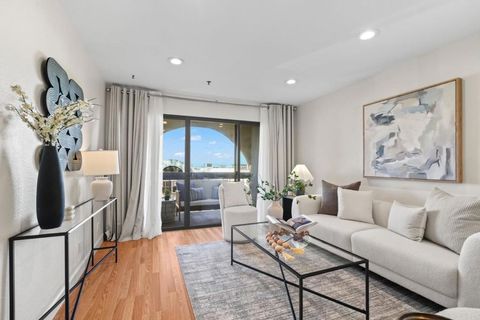 Photo of 1 Laurel St #102, San Carlos, CA 94070 (MLS # ML82042357)