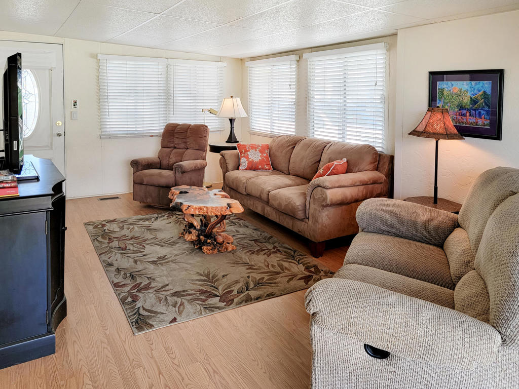 Not Applicable-1 - Manufactured In Park