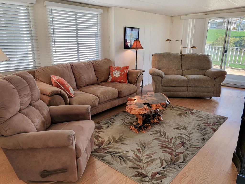 Not Applicable-1 - Manufactured In Park