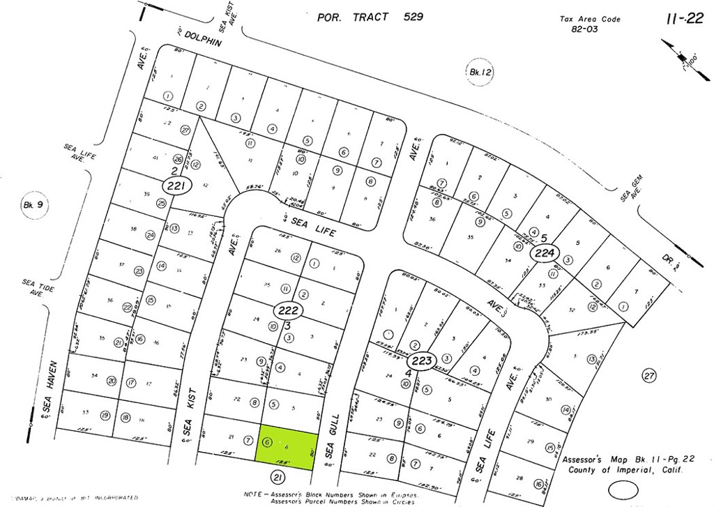 Ready to build your new custom home, vacation home, income property!! Utilities are near the property. Located in a growing residential area. Not too far from shopping too!! Great investment!! Make an offer!!
