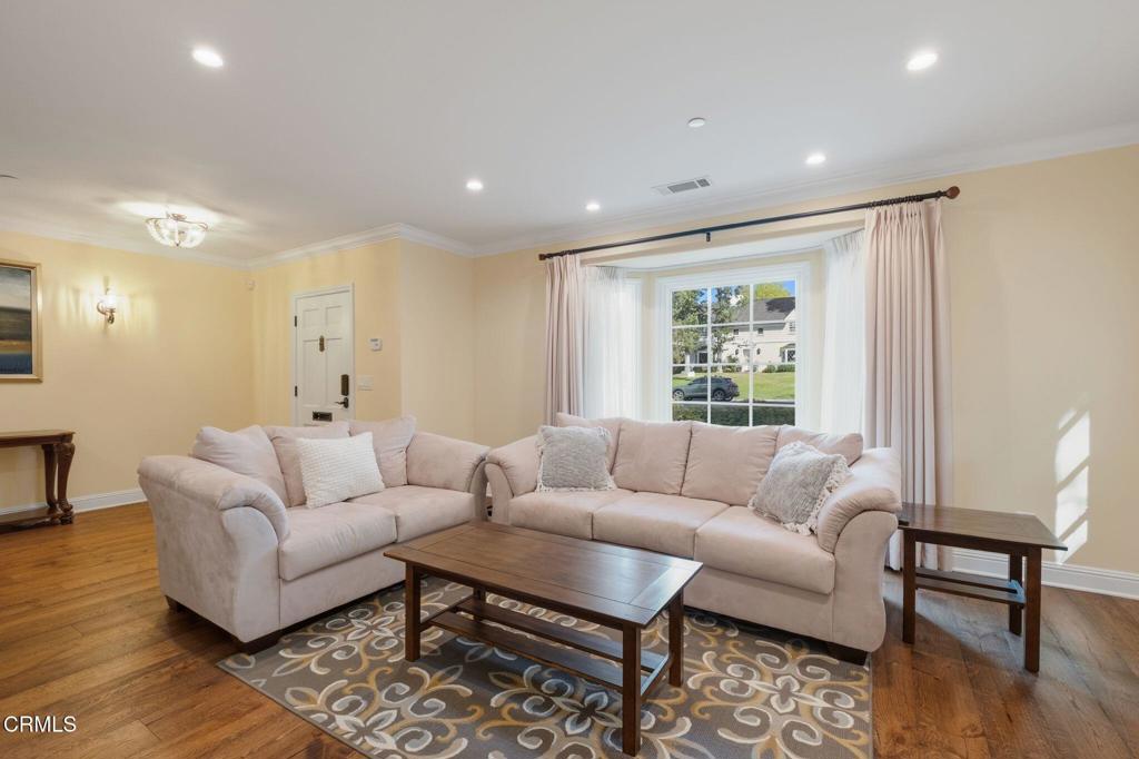 2968 Gainsborough Drive