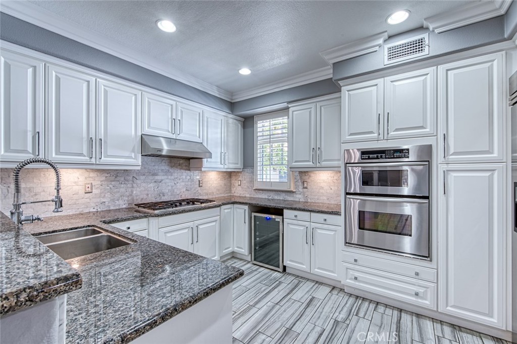 2682 Bungalow Place