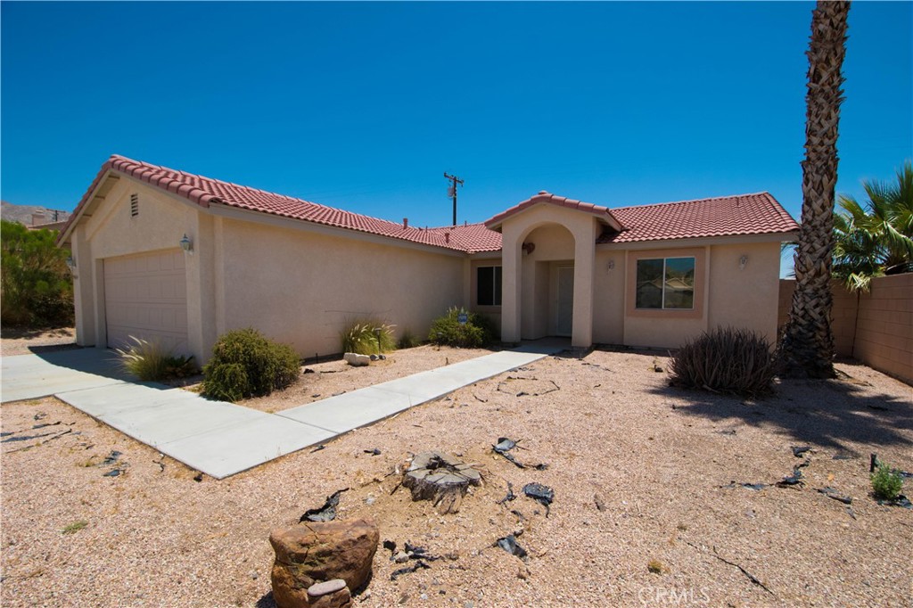 9464 Palm Drive