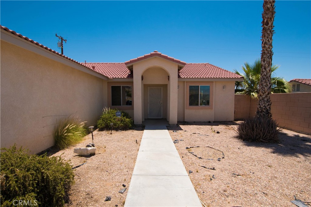 9464 Palm Drive