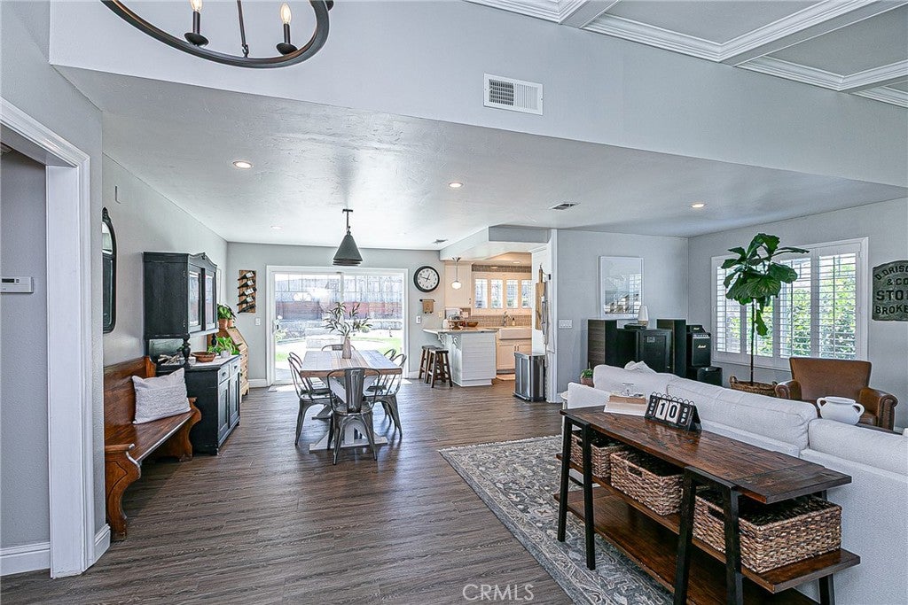 1414 Oak Knoll