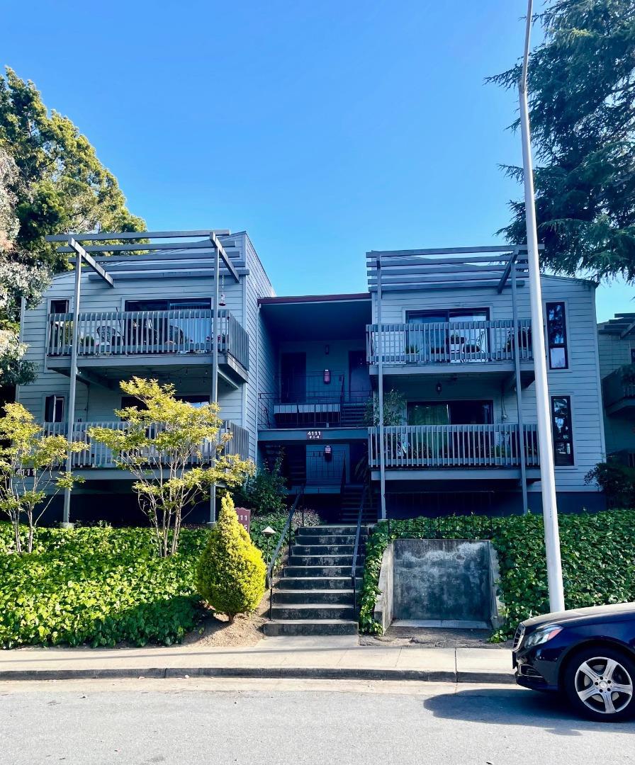 Welcome to this charming 1-bedroom, 1-bathroom condo located in the vibrant city of San Mateo. This cozy home features a spacious kitchen equipped with modern amenities including an electric oven range, dishwasher, microwave, and refrigerator. The inviting living space boasts hardwood and tile flooring, providing a warm and elegant atmosphere. Enjoy the convenience of a walk-in closet, adding ample storage for your essentials. This upper floor unit includes high ceilings that add to the overall spacious feel of the unit. Unit also comes with a large storage room. For leisure and relaxation, the community offers a billiards room, gym, pool and tennis court. HOA fees include cold/hot water and insurance. Don't miss the opportunity to own this delightful condo in San Mateo!