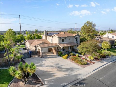 1137 Pamplona Drive Riverside CA 92508