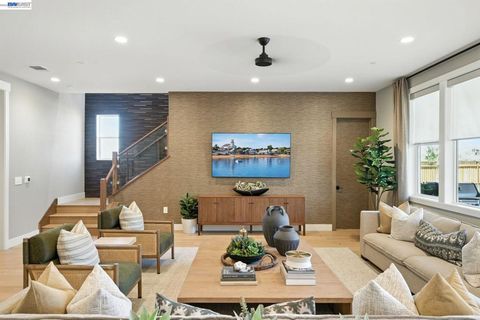 Photo of 1658 1658 Wren Street St, Dublin, CA 94568 (MLS # 41126033)