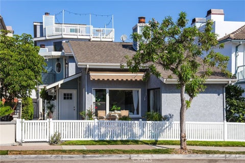 Photo of 119 2nd Street, Seal Beach, CA 90740 (MLS # PW26168341)