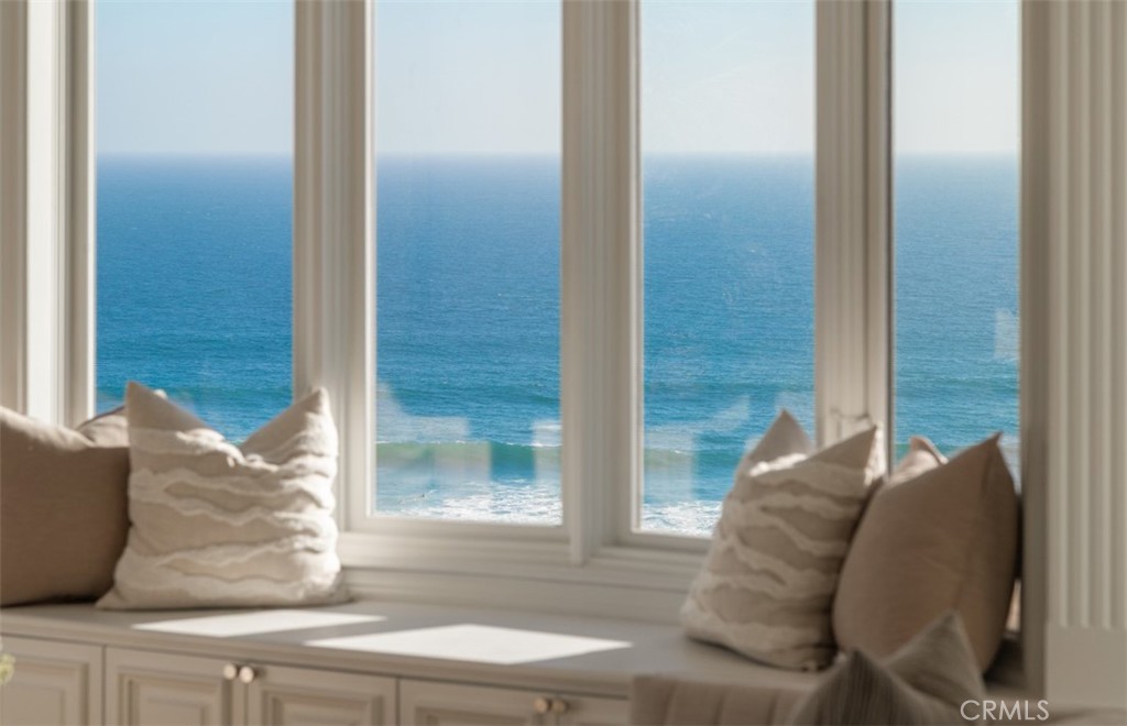 Ritz Cove (RC) - Residential