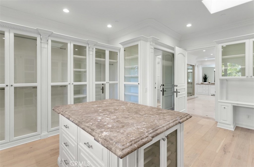 Ritz Cove (RC) - Residential