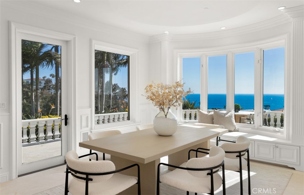 Ritz Cove (RC) - Residential