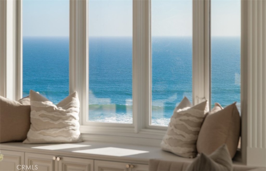 Ritz Cove (RC) - Residential