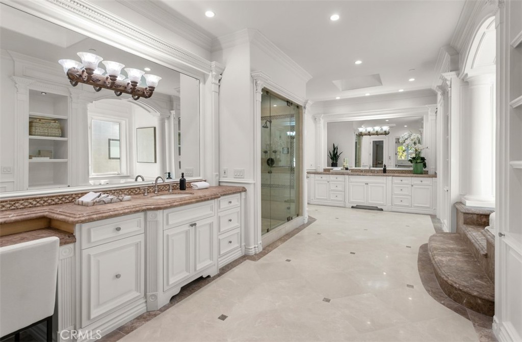 Ritz Cove (RC) - Residential