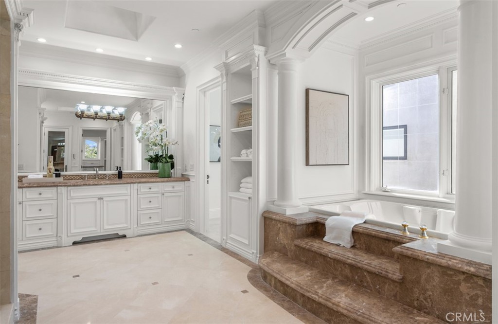 Ritz Cove (RC) - Residential