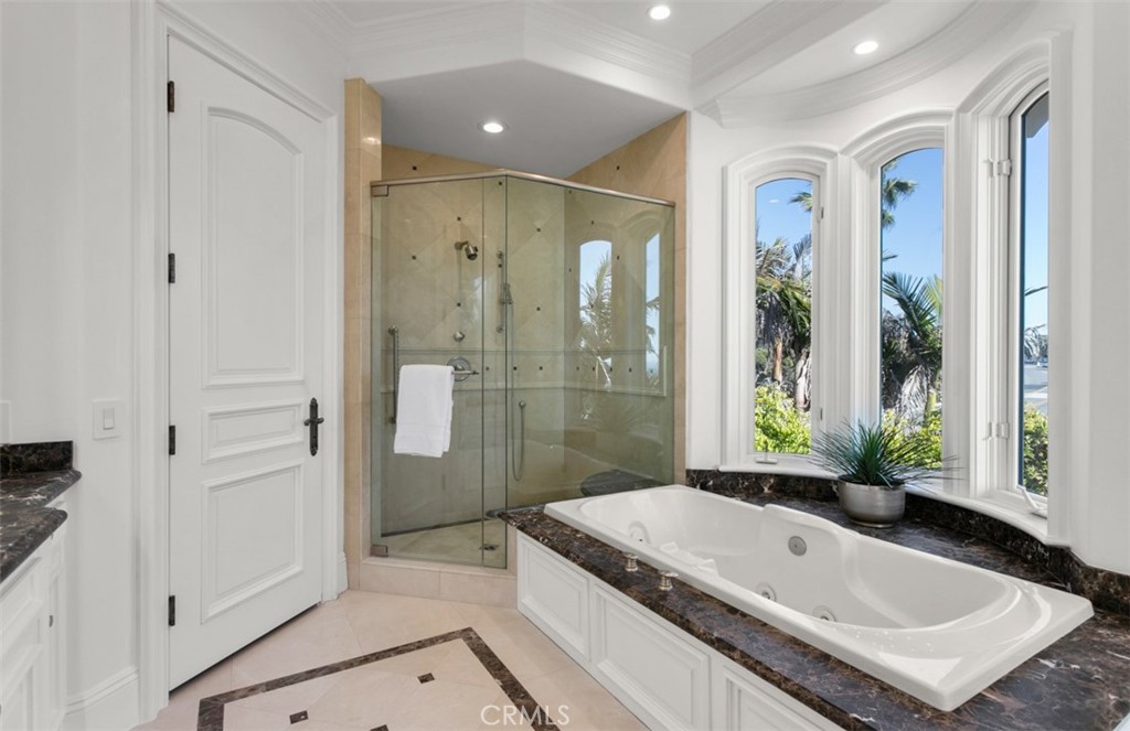 Ritz Cove (RC) - Residential