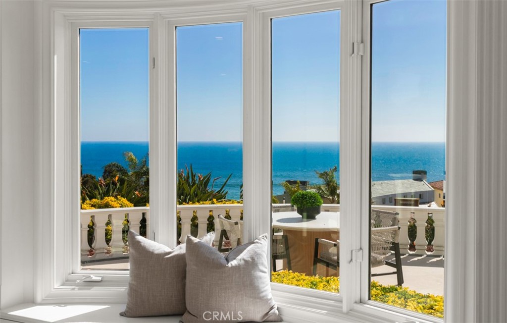 Ritz Cove (RC) - Residential