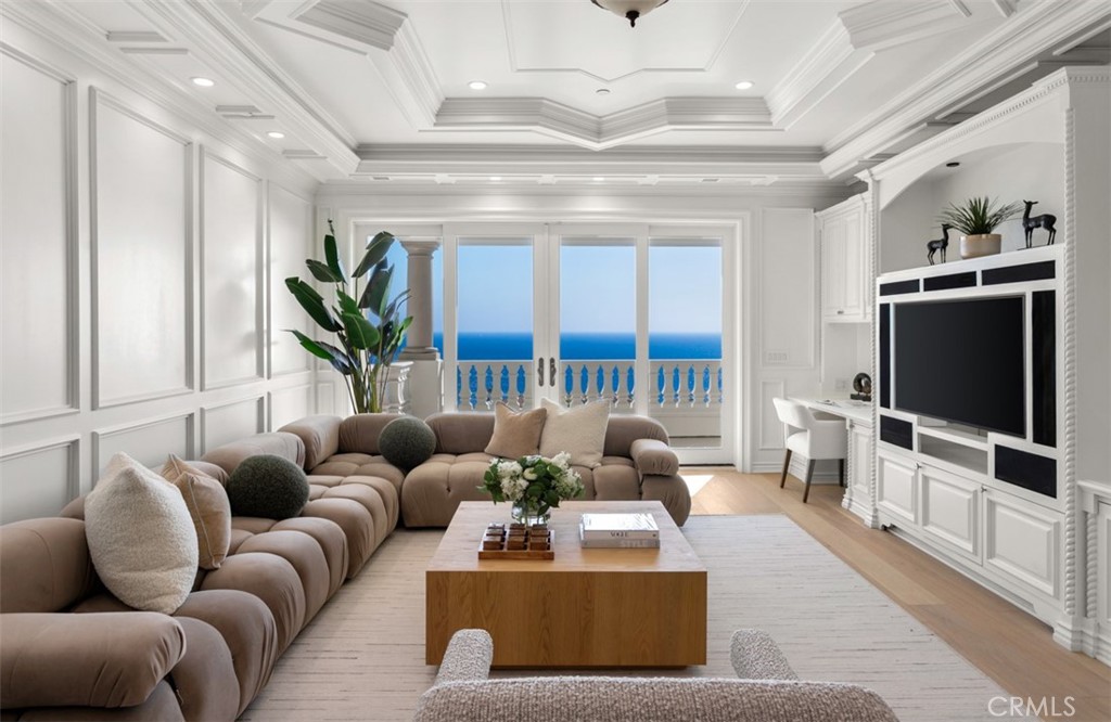Ritz Cove (RC) - Residential