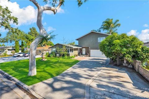 Photo of 11912 Edgewood LN, Garden Grove, CA 92840 (MLS # PW26079693)