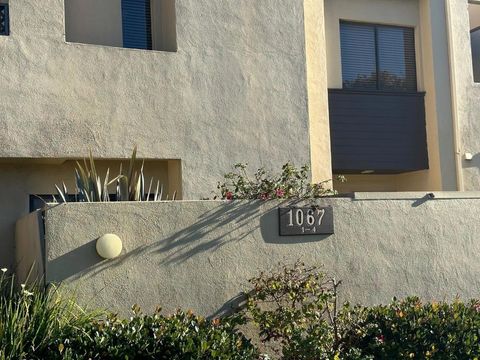 Photo of 1067 Padre Drive #1, Salinas, CA 93901 (MLS # ML82045384)