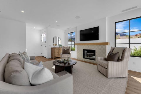 Tiny photo for 53480 Avenida Mendoza, La Quinta, CA 92253 (MLS # 219155123DA)