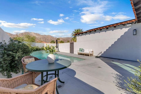 Tiny photo for 53480 Avenida Mendoza, La Quinta, CA 92253 (MLS # 219155123DA)