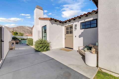 Tiny photo for 53480 Avenida Mendoza, La Quinta, CA 92253 (MLS # 219155123DA)