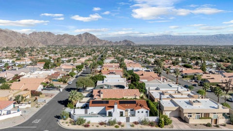 Tiny photo for 53480 Avenida Mendoza, La Quinta, CA 92253 (MLS # 219155123DA)