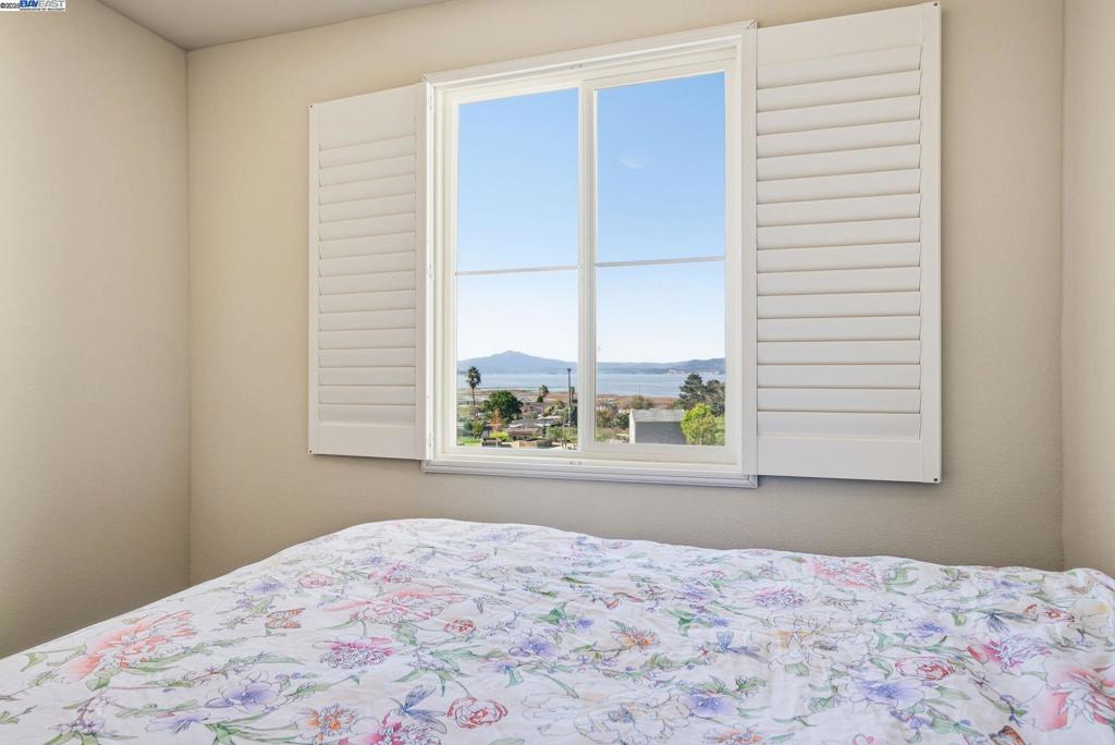 BAYVIEW - Residential